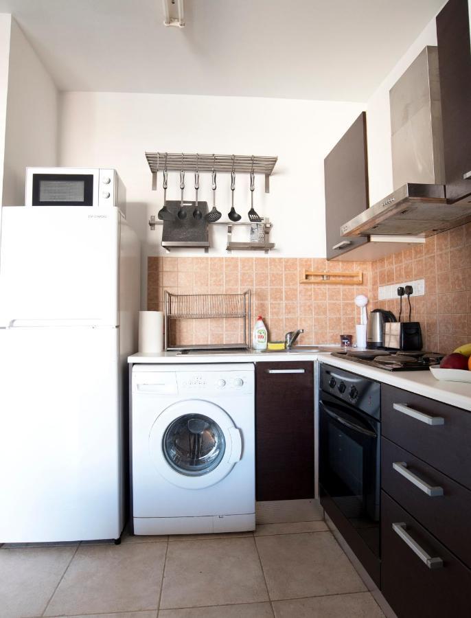 Glabur Stays - The Cozy Atelier - Nicosia City, Free Parking & Wifi, Welcomes You!!! Nicósia Exterior foto